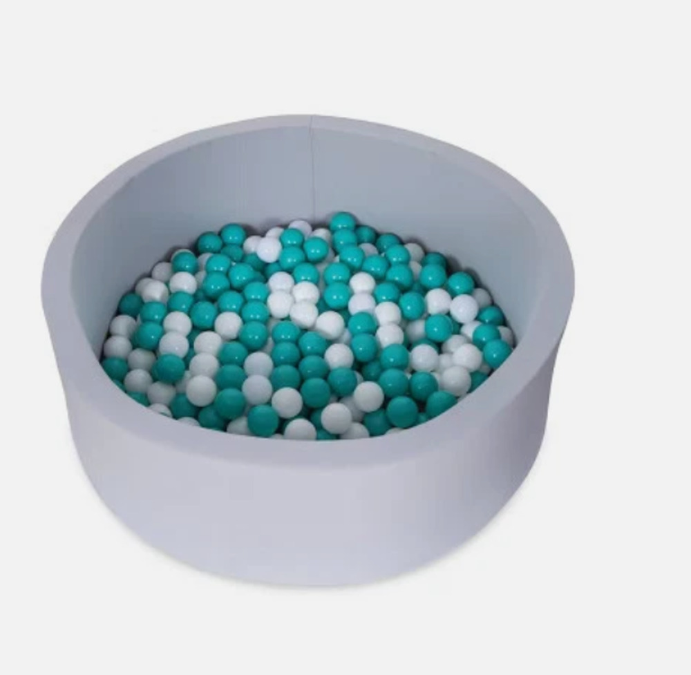 Playtopia 36'' Foam Ball Pit with 250 ct Ball NWT